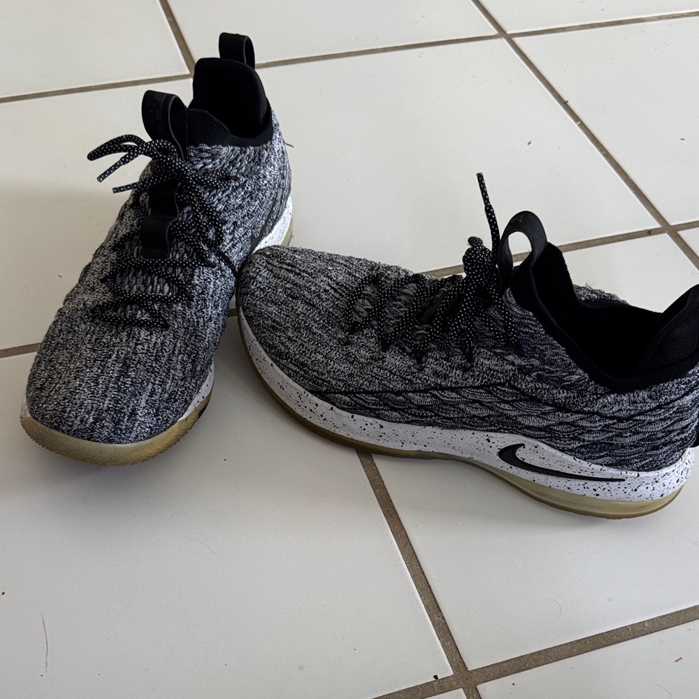 Nike Men's Athletic Shoes - Black and White